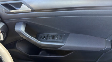 Volkswagen T-Roc 1.0 TSI Design 5dr Petrol Hatchback